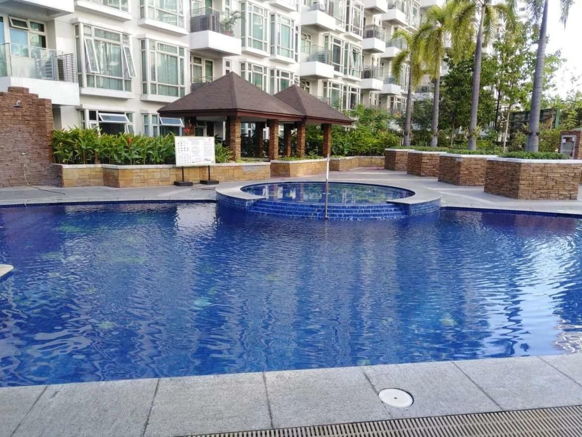 Ameer Condotel @ Parkside Villa Manila Exteriör bild